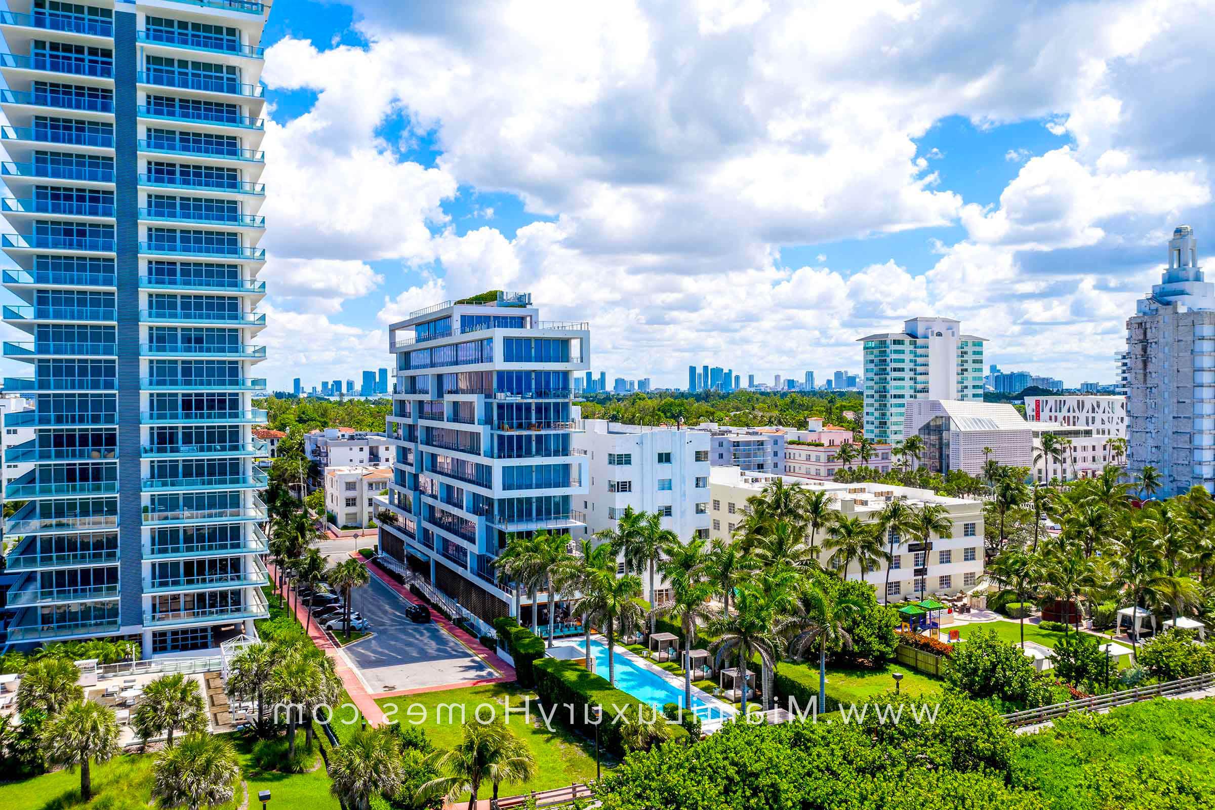 Beach House 8 Condos in Miami Beach